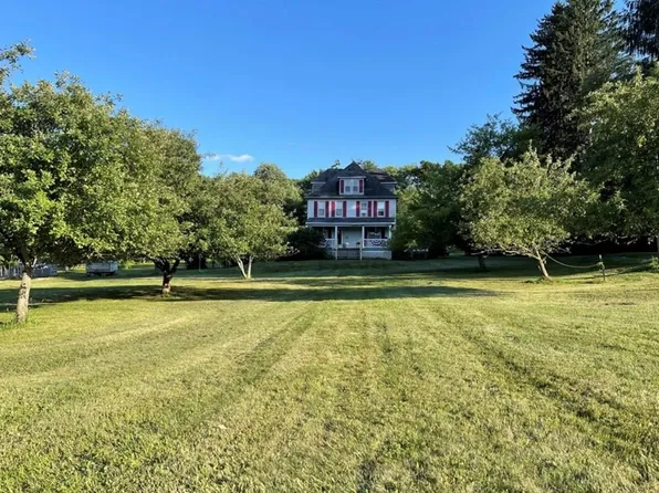 1226 Mercer Rd, Franklin, PA 16323