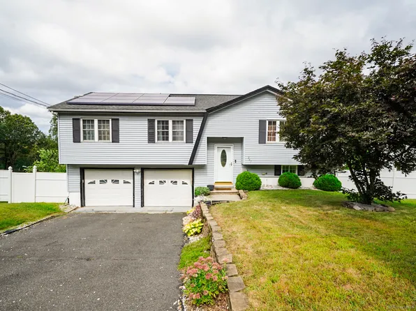 267 Fieldwood Road, Waterbury, CT 06704