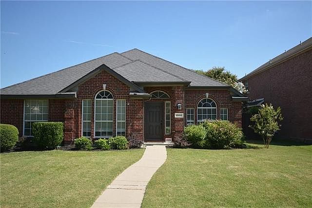 1st image of 10910 River Oaks Dr
