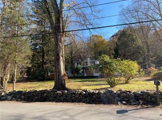 19 Nash Rd, Purdys, NY 10560