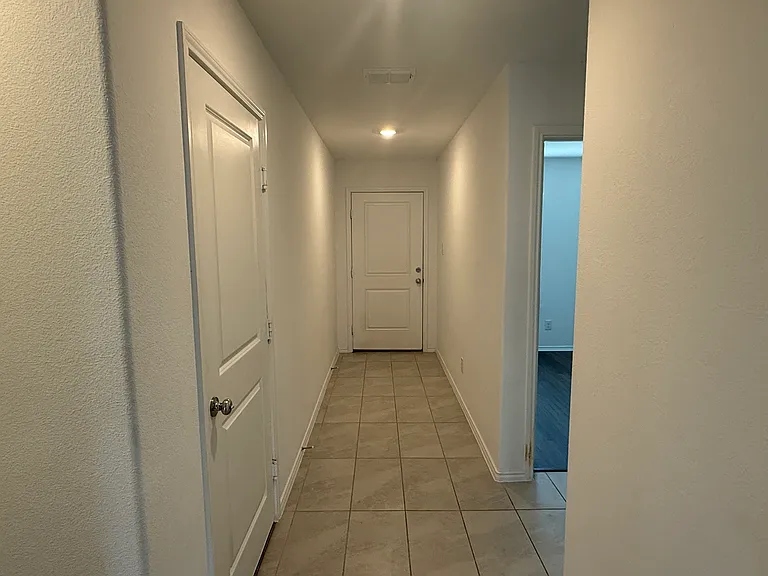 Arkoma Dr — Photo 2