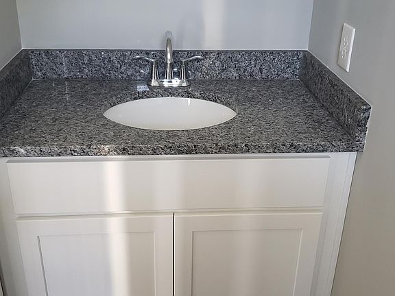 3rd image of 321 Maddalena Ln