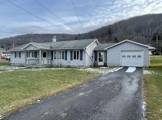 90 Sherman St, Galeton, PA 16922