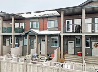 3305 Orchards Link SW #43, Edmonton, AB T6X2H1