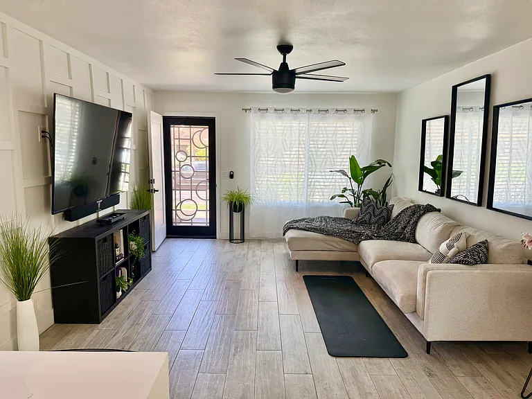 1235 N 84th Pl — Photo 8