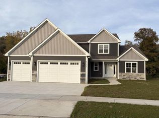 4733 Piper Ln, Racine, WI 53403