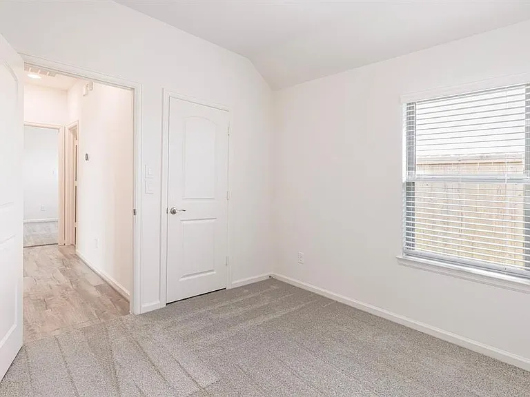 2850 Orange Leaf Dr — Photo 12