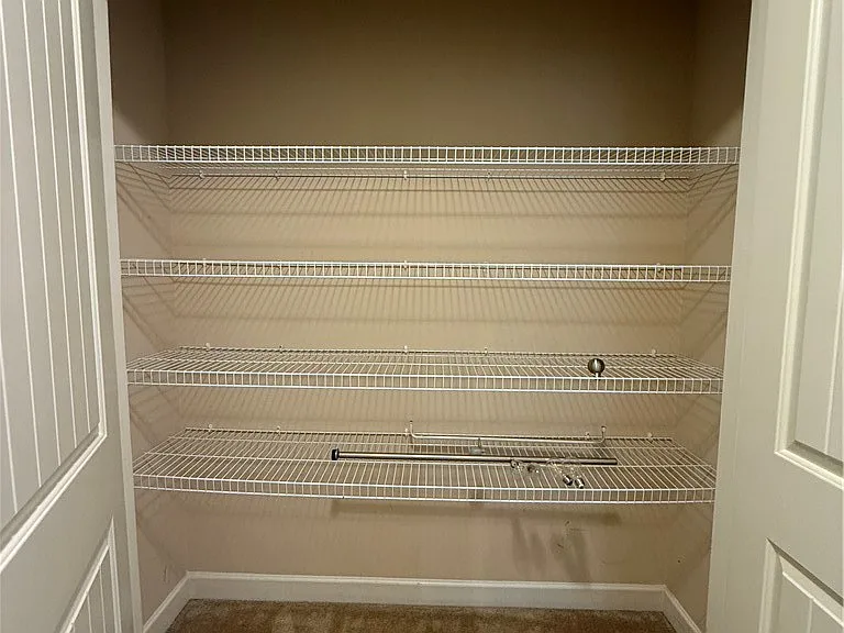 726 Century Dr — Photo 19