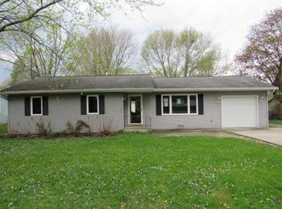 1214 Sunset Dr, Wilmington, IL