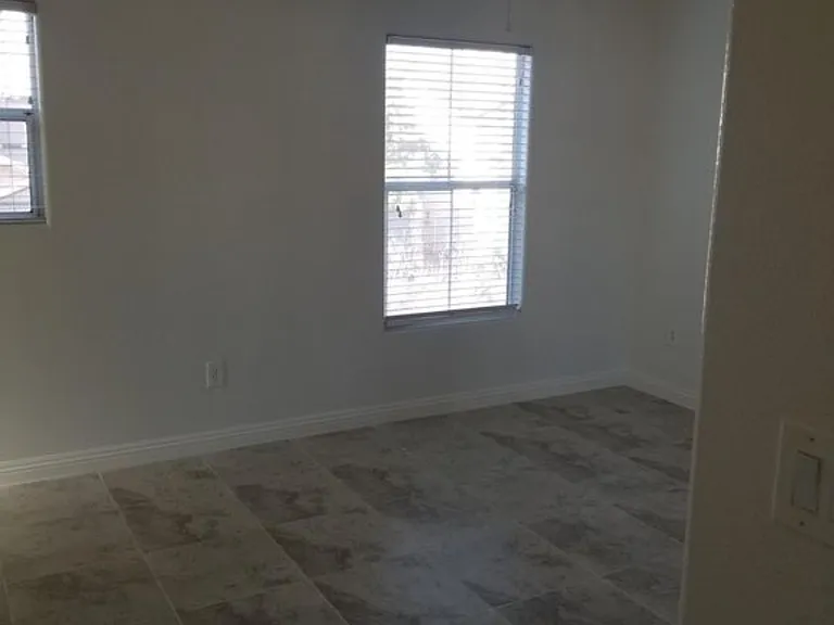 4208 Perfect Drift St — Photo 11