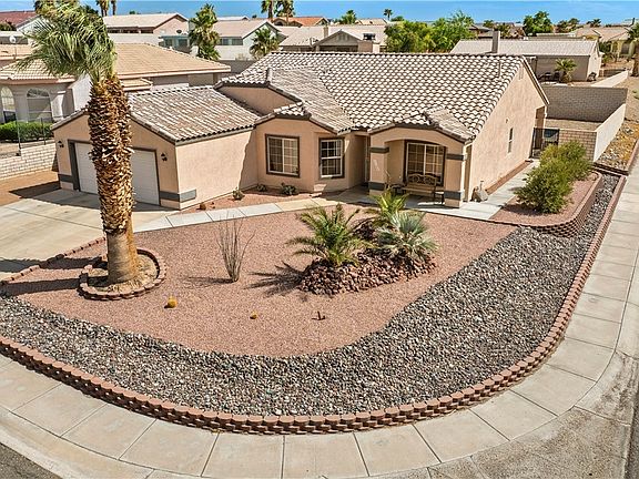 4th image of 2184 E Emerald River Way