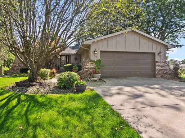 1508 Ivy Gate Ct, Crown Point, IN 46307