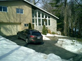 137 Brendon Hill Rd, Scarsdale, NY 10583