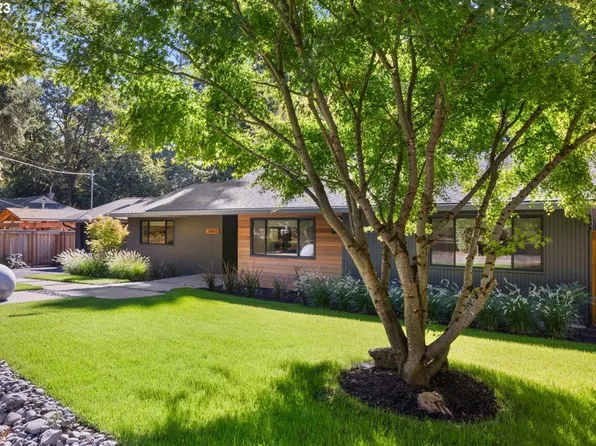 3460 Lake Grove Ave, Lake Oswego, OR 97035