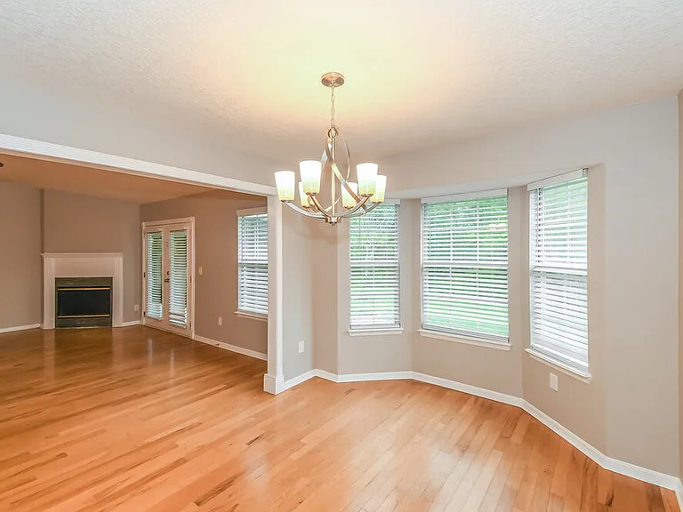 4737 Kernan Mill Ln E — Photo 6