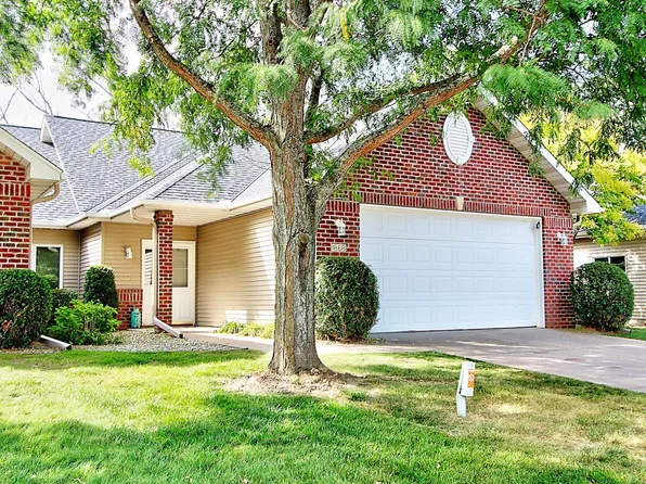 1868 Bohmbach Dr, Red Wing, MN 55066