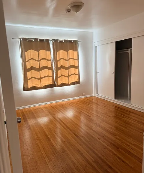 10942 Moorpark St — Photo 11
