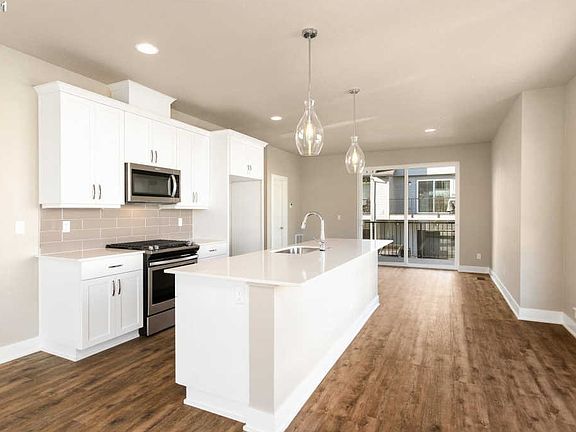 3rd image of 17001 SW Albatross Ln Lot 18