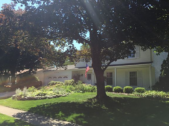 2nd image of 115 Highland Ave