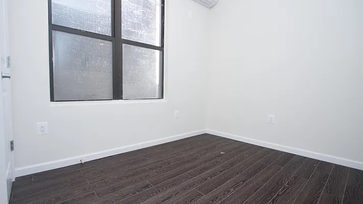 Rented by Nooklyn NYC LLC | media 12