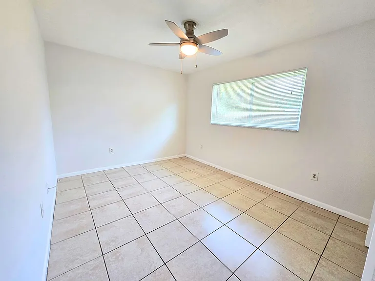 5417 Desoto Pl — Photo 11