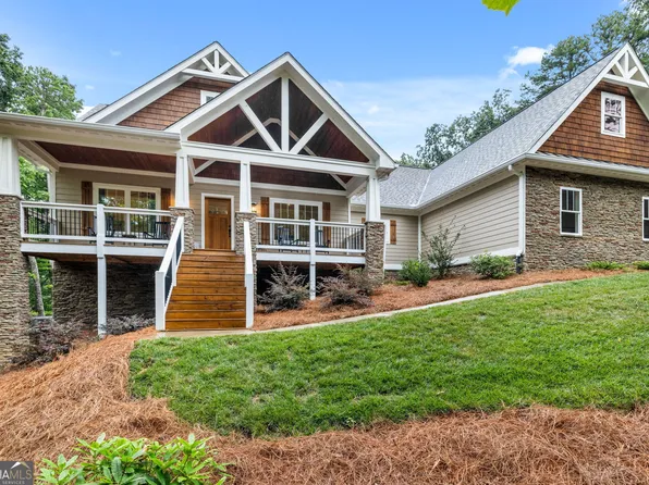 373 McIntosh Rd, Clarkesville, GA 30523