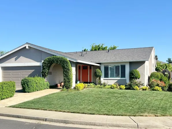 3225 W Pelham Court, Fairfield, CA 94534