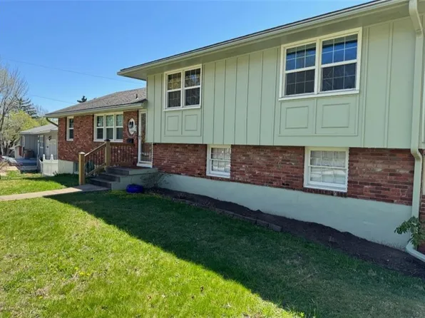 13101 E 43rd St S, Independence, MO 64055