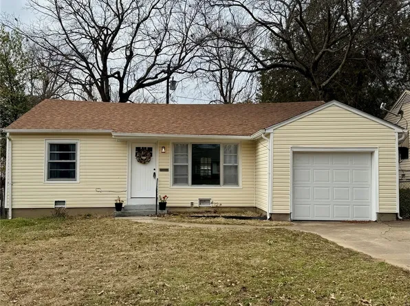 509 Honor Heights Dr, Muskogee, OK 74401