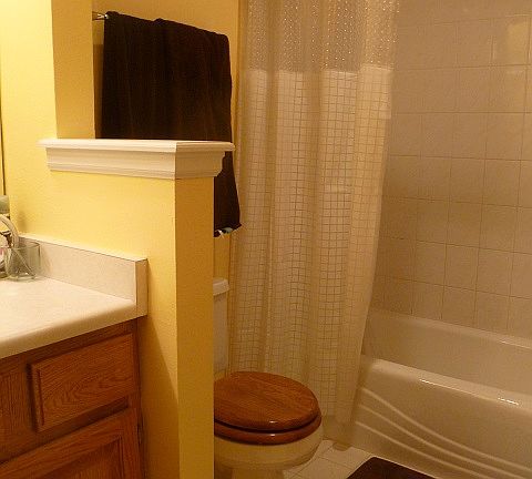 2nd image of 1149 Monroe Dr APT D