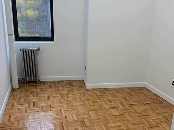 369 Broome Street image 1 of 10