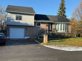 97 Rita Ave, Ottawa, ON K2G2H2