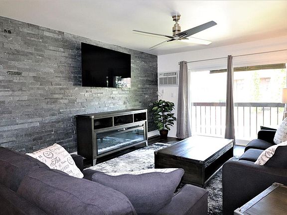 3rd image of 1250 Wisconsin St APT 205B