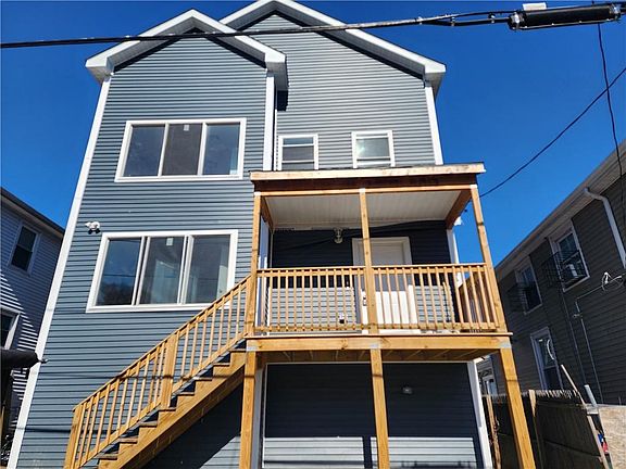 2nd image of 47 Rill St