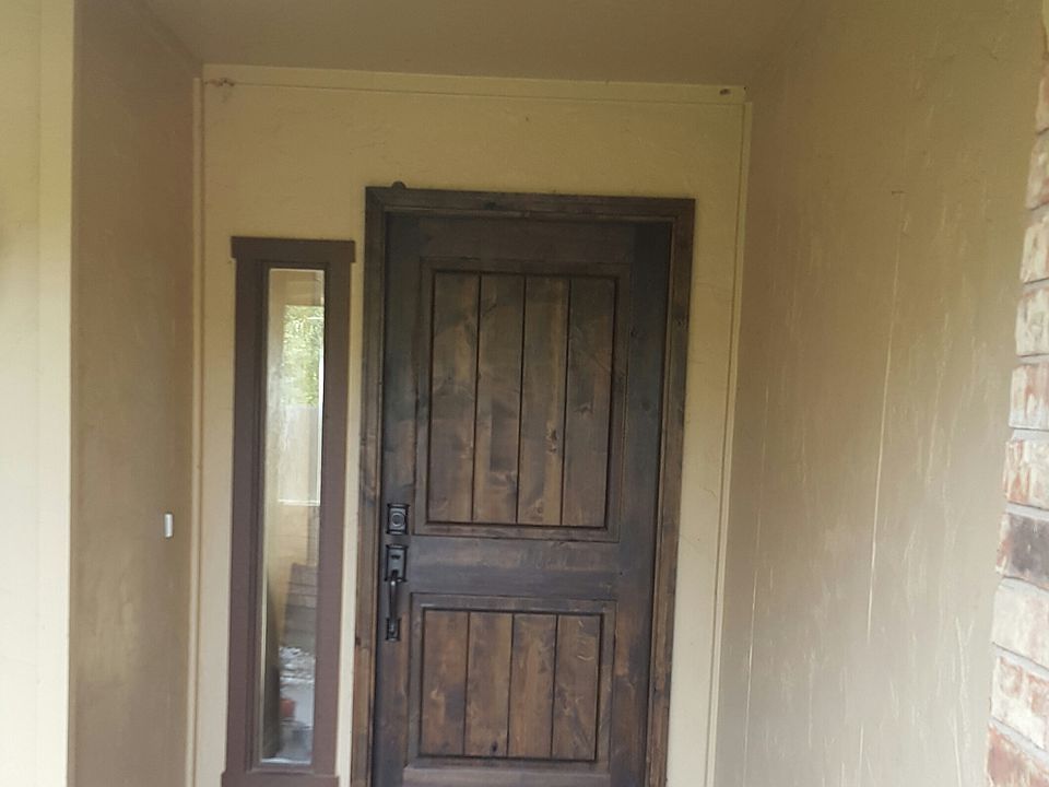 1st image of 2212 Lakewood Trl