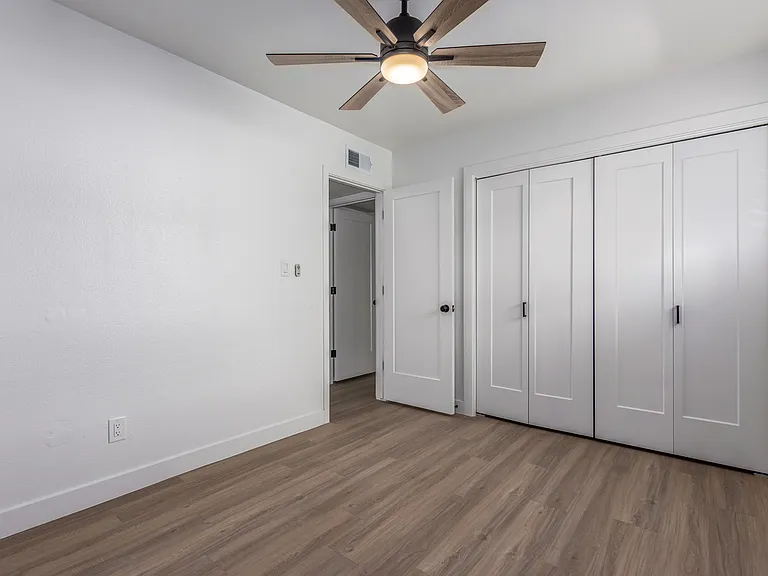 4410 N 14th St #3 — Photo 11