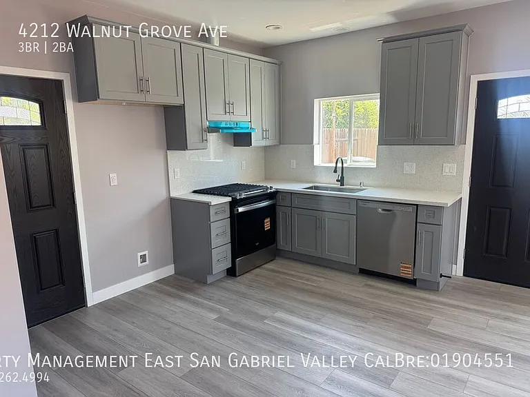 4212 Walnut Grove Ave — Photo 12