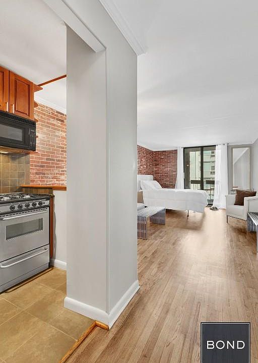 1st image of 430 E 77th St APT 5B