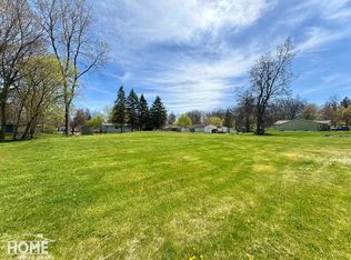 951 S Park St, Owosso, MI 48867