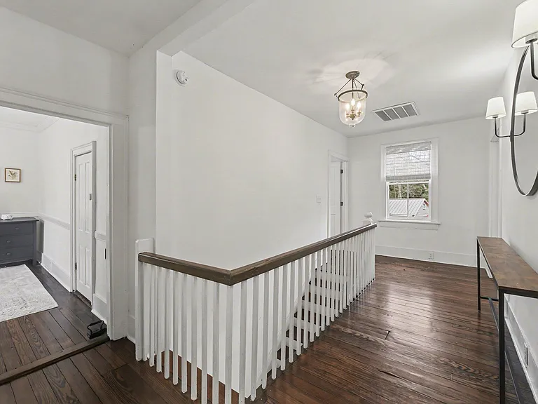 216 W Carolina Ave — Photo 20
