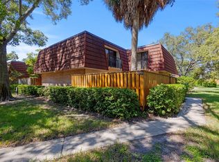 2713 4th Ct, Palm Harbor, FL 34684