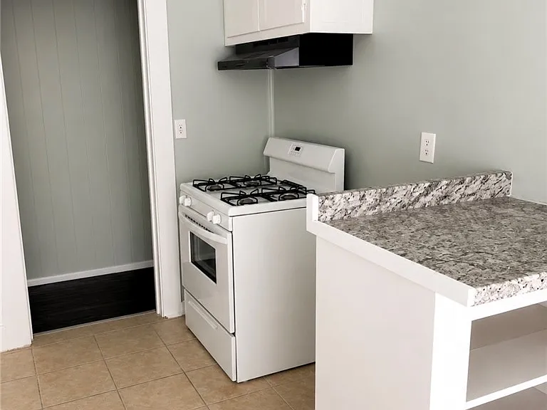 730 W Alice Ave #2 — Photo 4