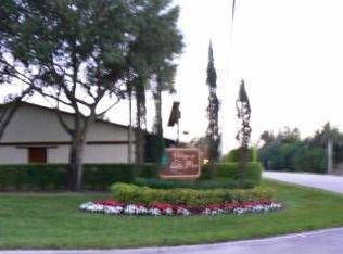 842 SW 118th Ter, Davie, FL 33325