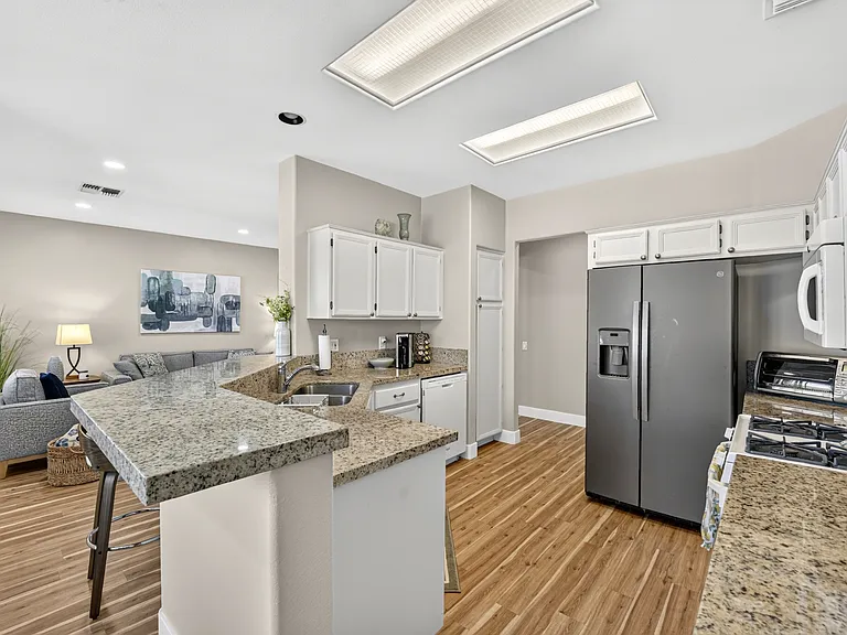 78724 Palm Tree Ave — Photo 8