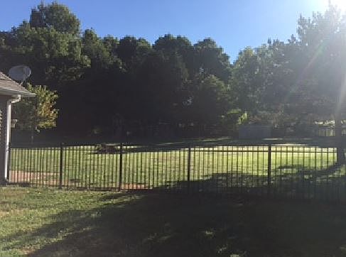3rd image of 424 Megan Ln