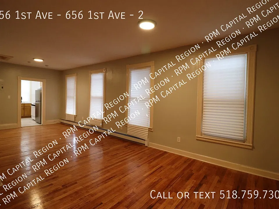 656 1st Ave #2