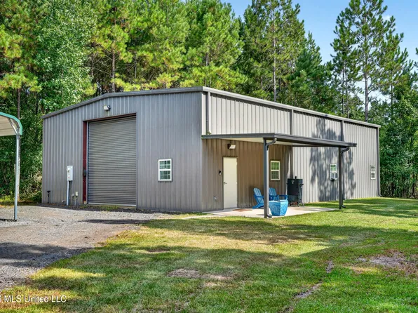 90 Boaz Pl, Picayune, MS 39466