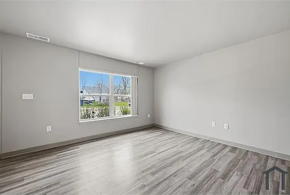 1517 Avenue A #2 — Photo 12