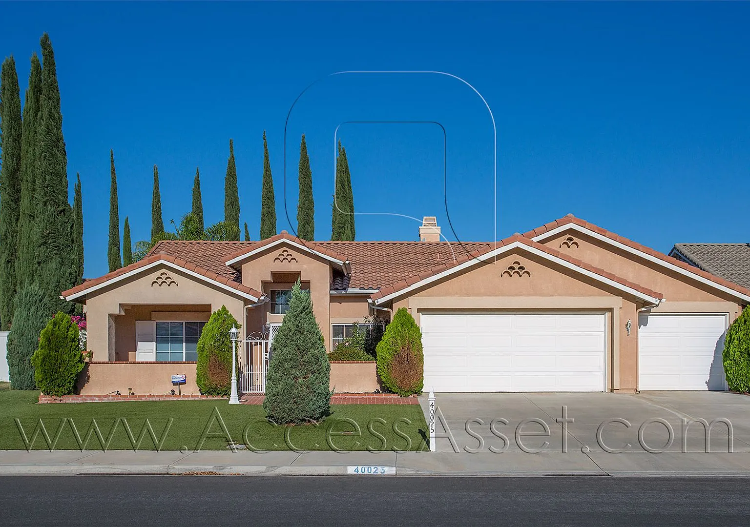 Gorgeous Single-Story Murrieta Home with 3-Car Garage & Private Backyard — Photo 1