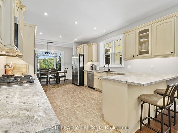 5th image of 169 Dutch Line Rd